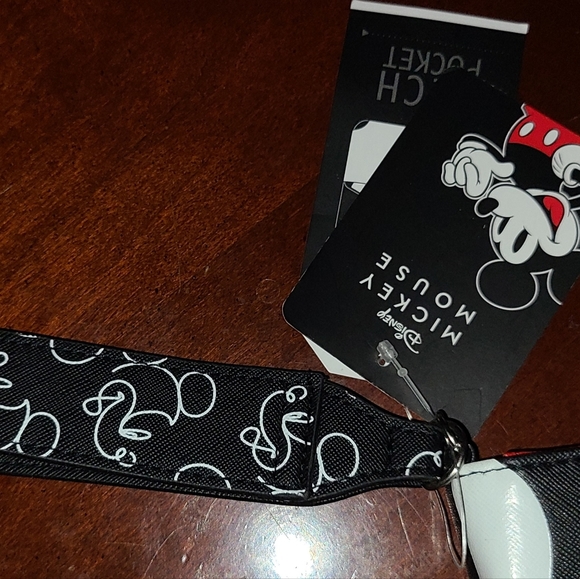 DISNEY MICKEY MOUSE ZIP AROUND ID COMPARTMENTS WALLET - Picture 14 of 14